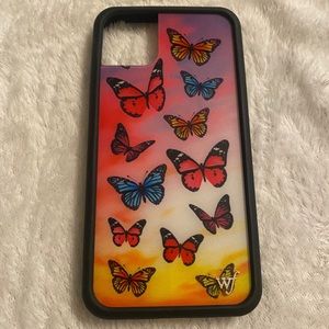 Wildflower iPhone 11 Pro Max case - Antonio Garza